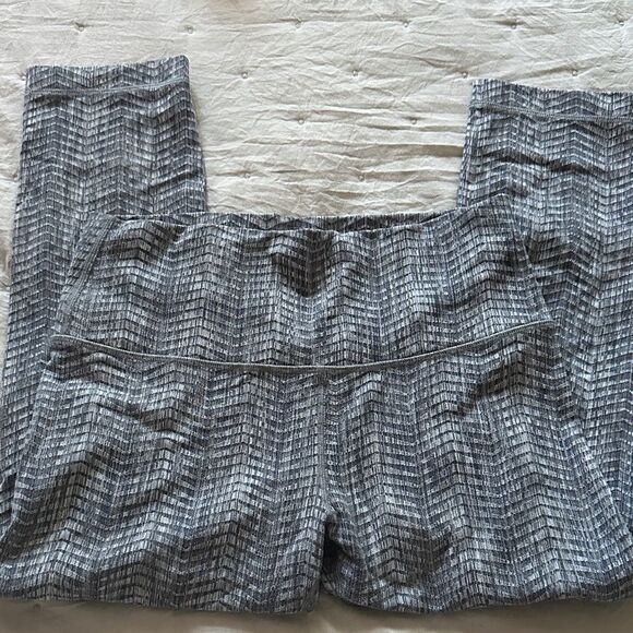 Lululemon Wunder Under cropped leggings - Picture 1 of 3